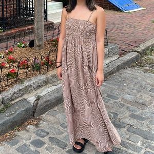 Printed brown & white maxi dress